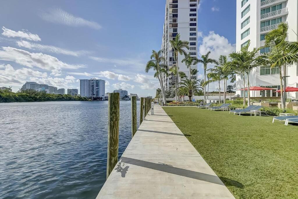 Avi Lux Stay Fort Lauderdale Eksteriør bilde